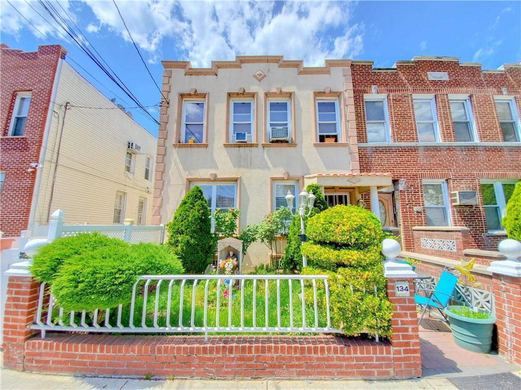 134 Bay 38th Street Bensonhurst Brooklyn NY 11214