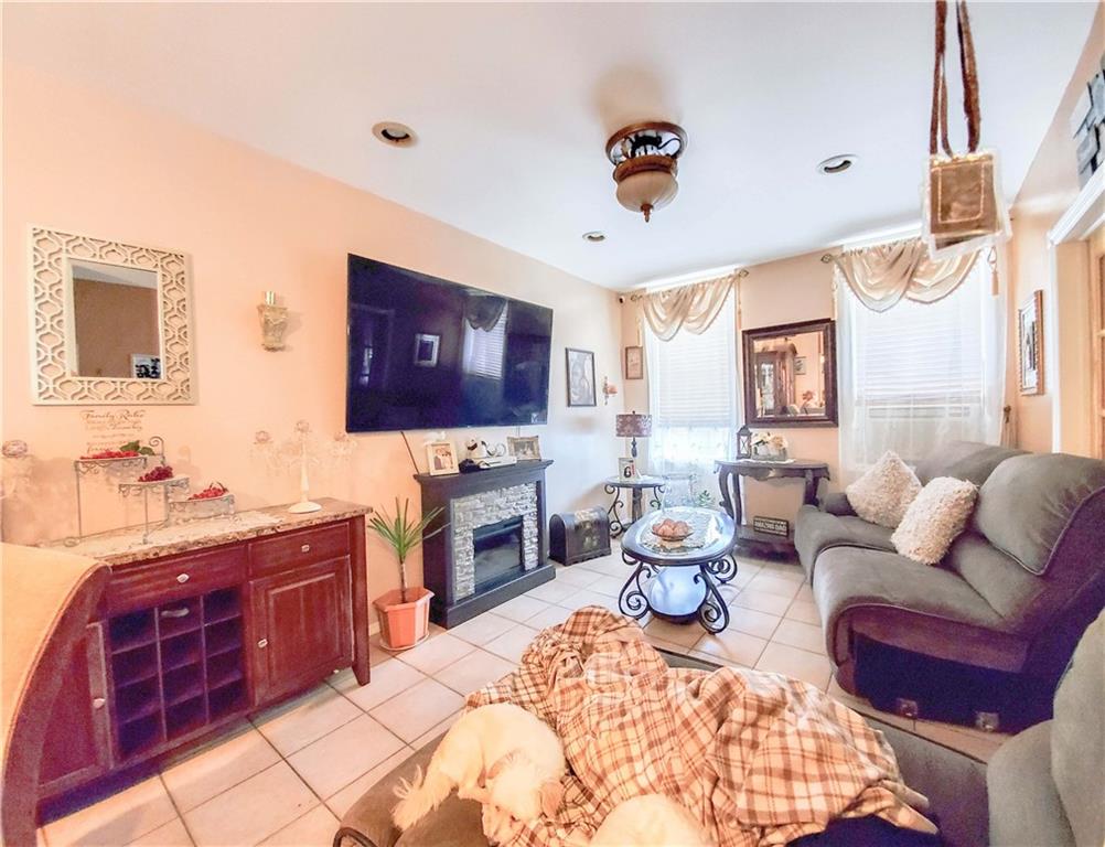 134 Bay 38th Street Bensonhurst Brooklyn NY 11214