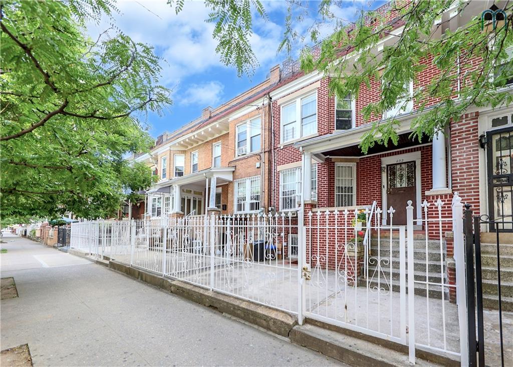 252 Crescent Street Cypress Hills Brooklyn NY 11208