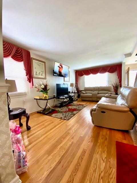 23846 116th Road Out of NYC Elmont NY 11003