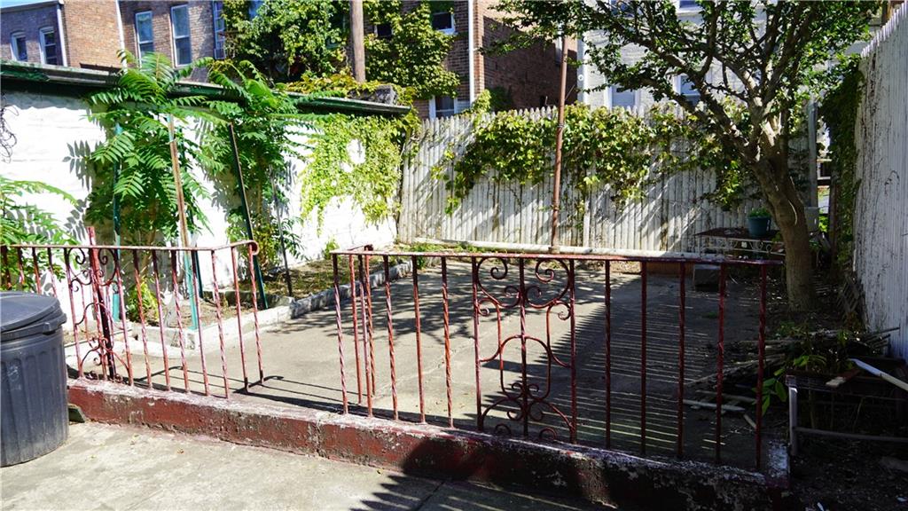 739 Wyona Street East New York Brooklyn NY 11207