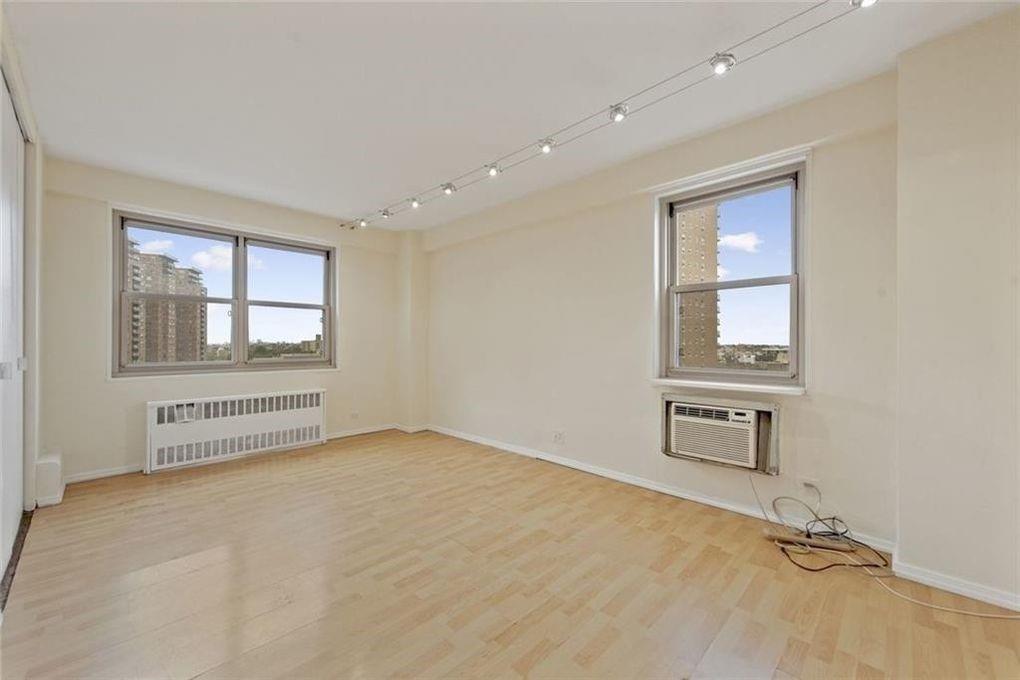 448 Neptune Avenue Brighton Beach Brooklyn NY 11224