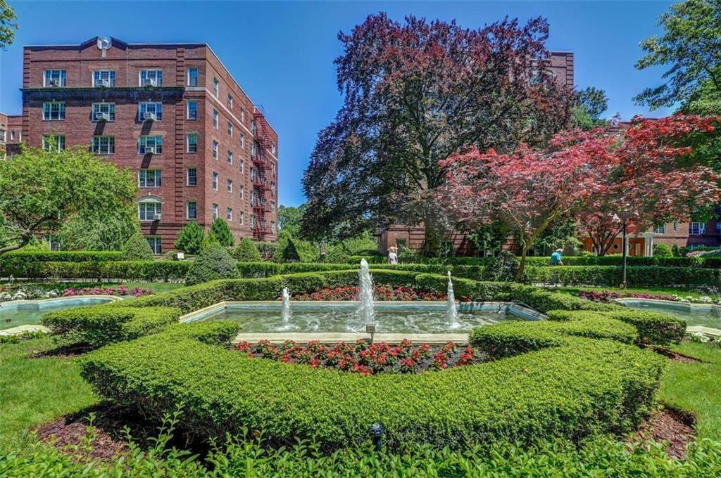 76-35 113th Street 5M Forest Hills Forest Hills, NY 11375