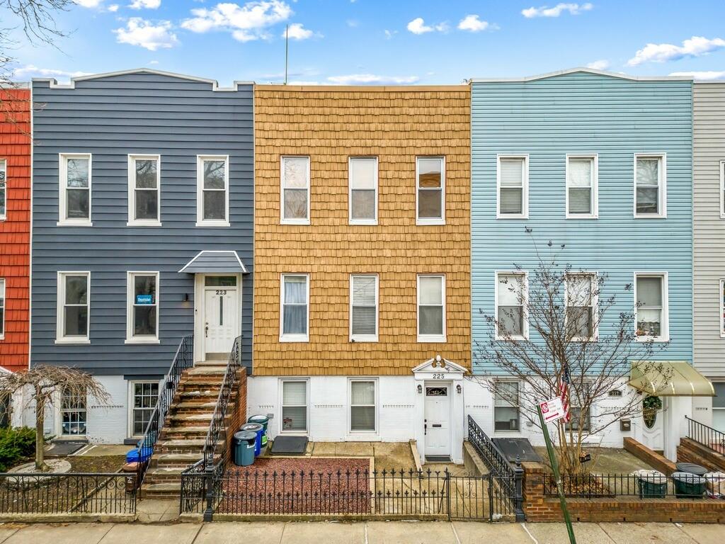 225 Monitor Street Greenpoint Brooklyn NY 11222