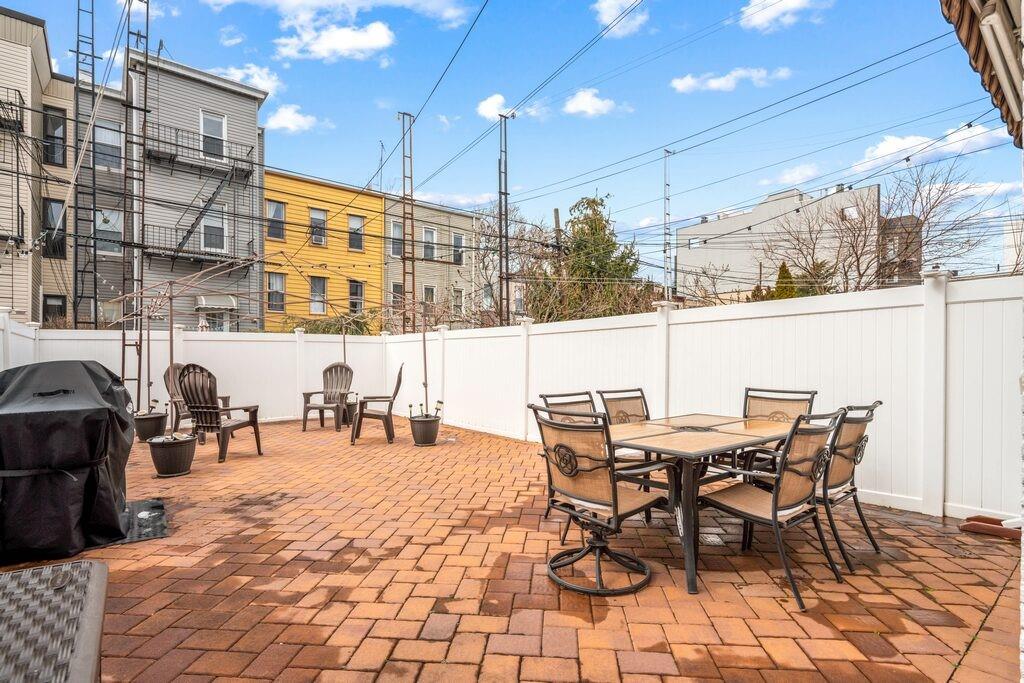 225 Monitor Street Greenpoint Brooklyn NY 11222