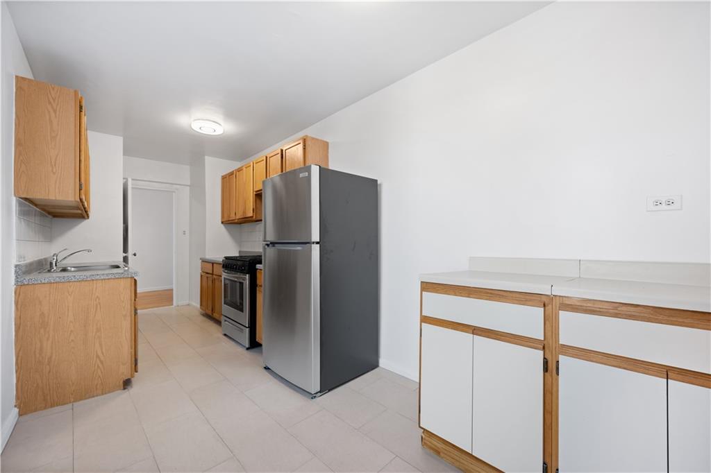 2620 Ocean Parkway Gravesend Brooklyn NY 11235