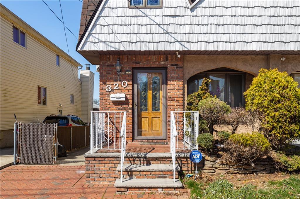 320 Kell Avenue Willowbrook Staten Island NY 10314