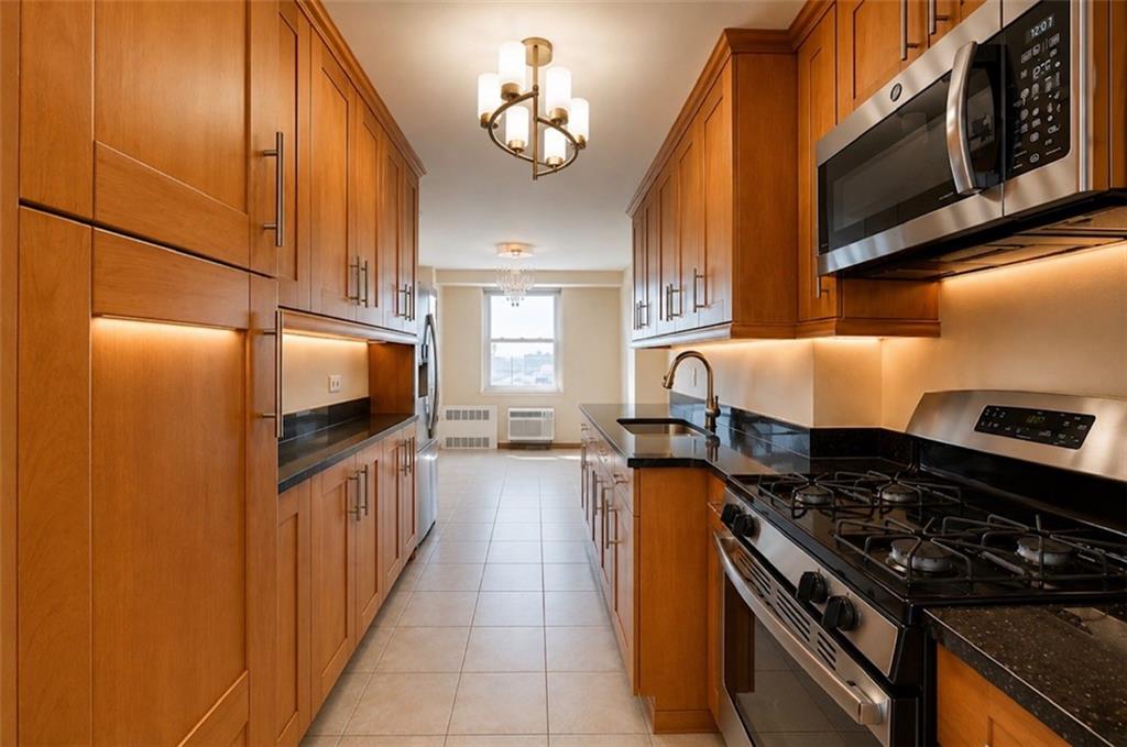35 Seacoast Terrace Brighton Beach Brooklyn NY 11235