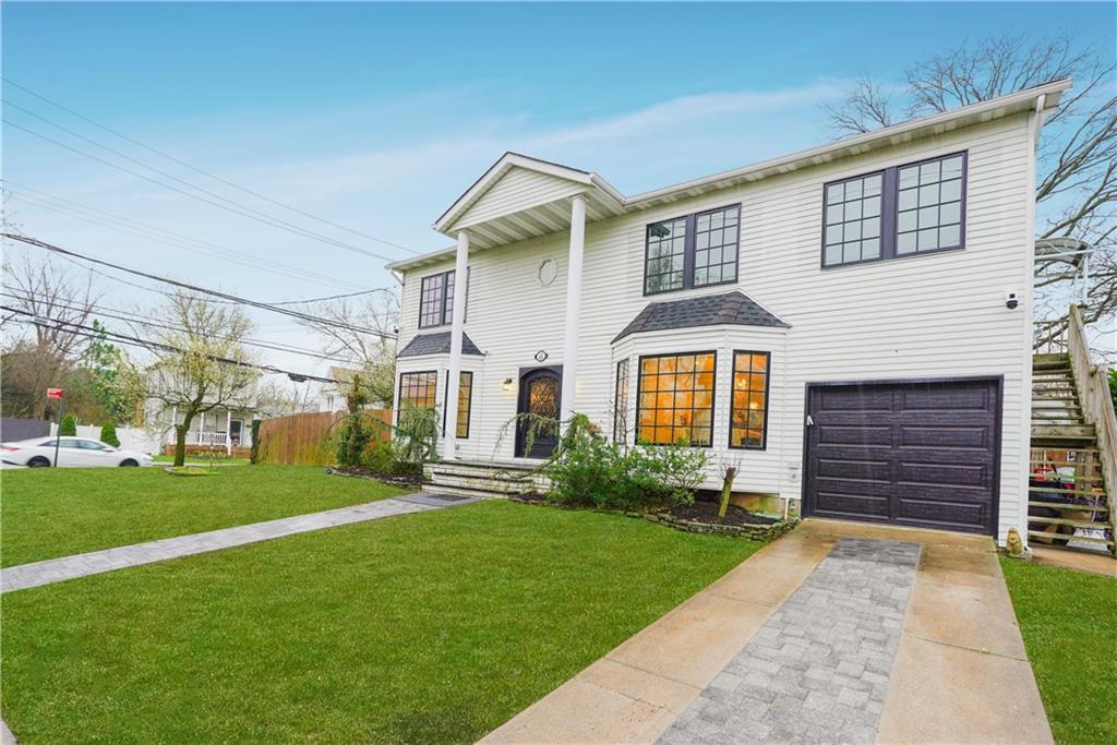 8 Parkwood Avenue Prince's Bay Staten Island NY 10309