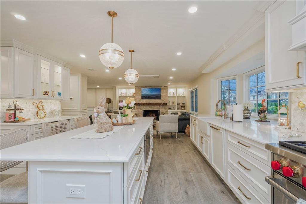 8 Parkwood Avenue Prince's Bay Staten Island NY 10309