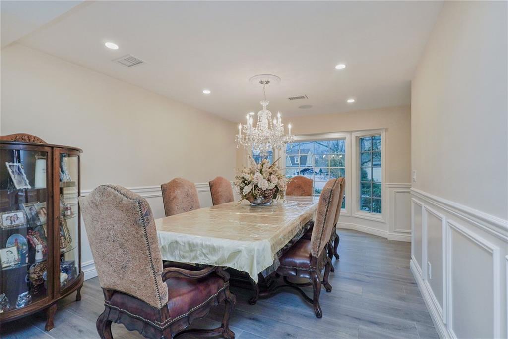 8 Parkwood Avenue Prince's Bay Staten Island NY 10309