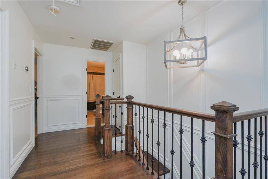 8 Parkwood Avenue Prince's Bay Staten Island NY 10309