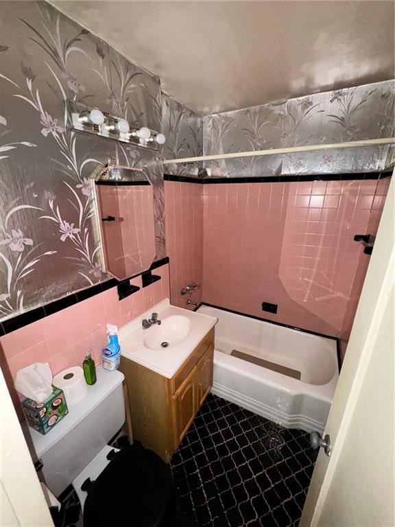 1455 Independence Avenue Dyker Heights Brooklyn NY 11228