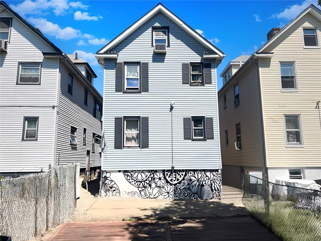 82 Maryland Avenue Rosebank Staten Island NY 10305