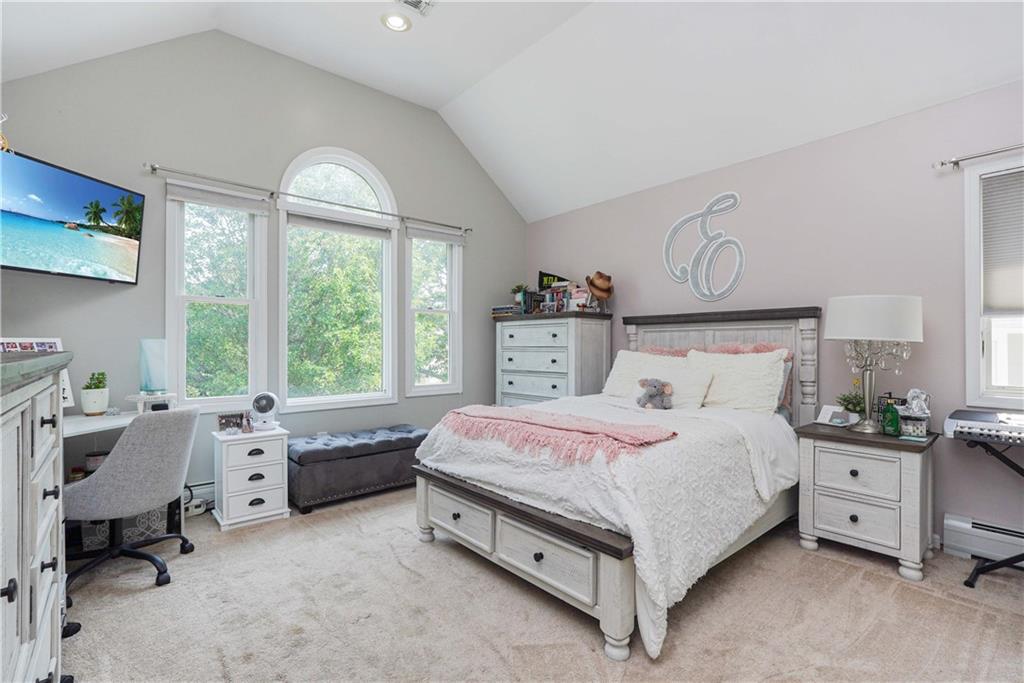 364 Peter Avenue Oakwood Staten Island NY 10306