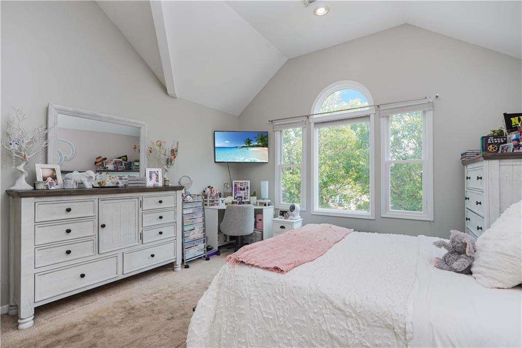 364 Peter Avenue Oakwood Staten Island NY 10306