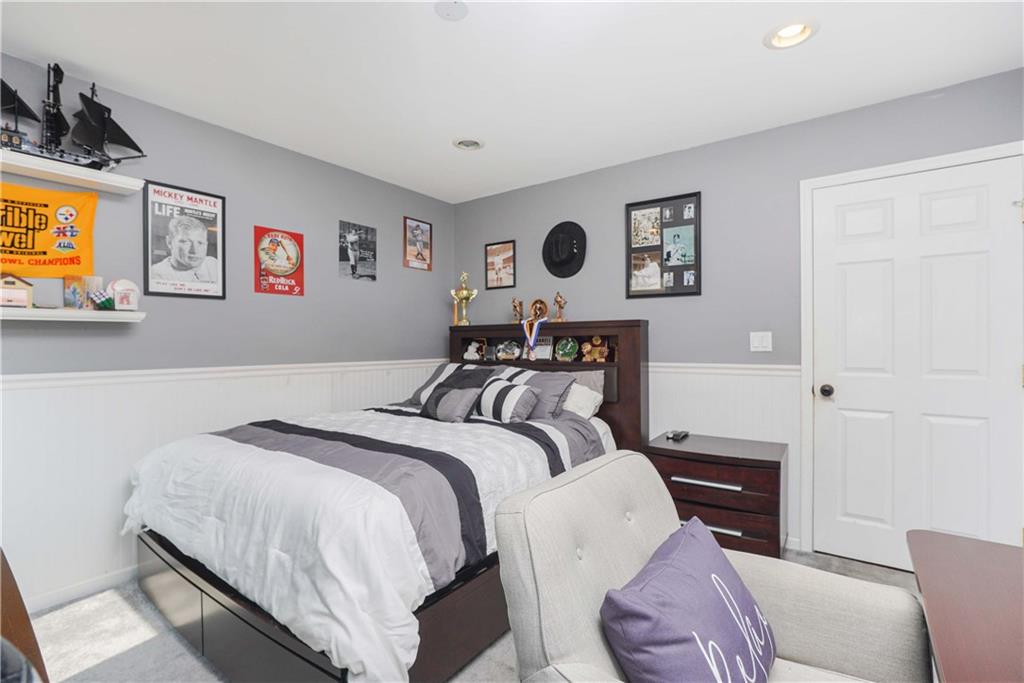 364 Peter Avenue Oakwood Staten Island NY 10306