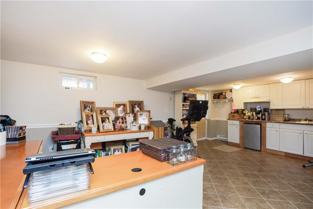 364 Peter Avenue Oakwood Staten Island NY 10306