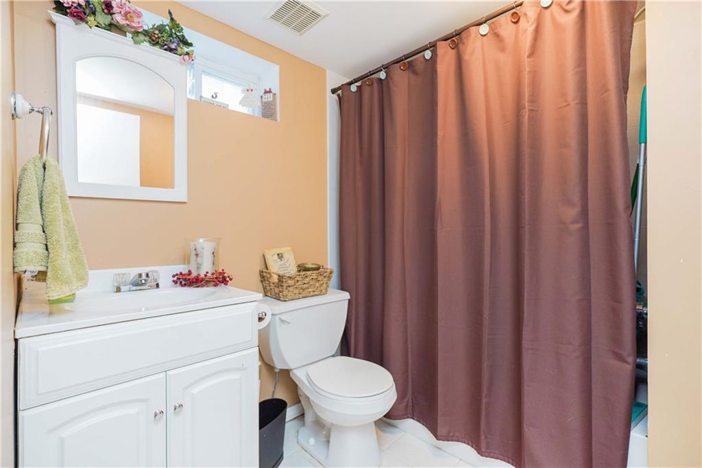 364 Peter Avenue Oakwood Staten Island NY 10306