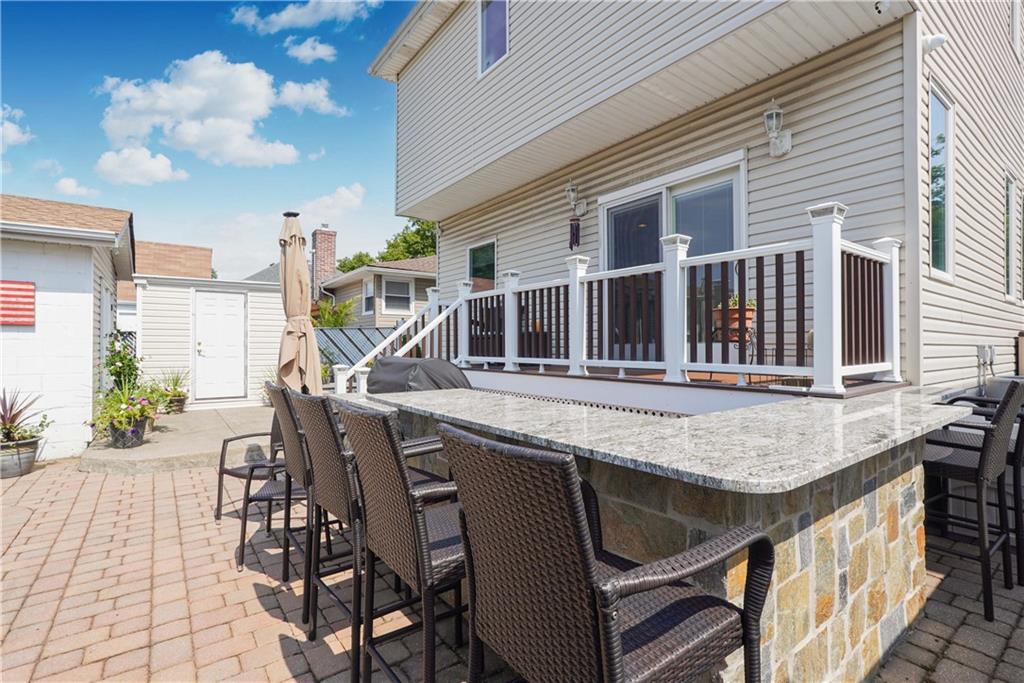 364 Peter Avenue Oakwood Staten Island NY 10306