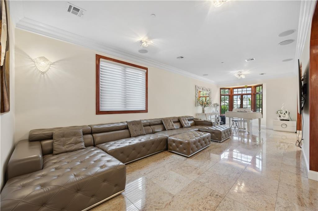 316 Liberty Avenue Dongan Hills Staten Island NY 10305