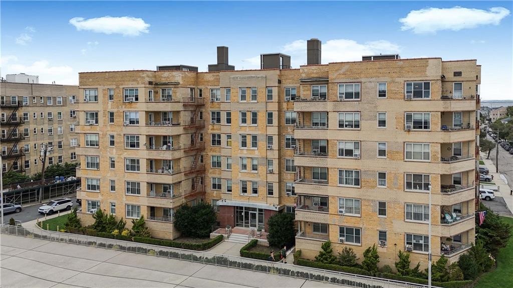 121-16 Ocean Promenade Way Rockaway Park Rockaway Park NY 11694