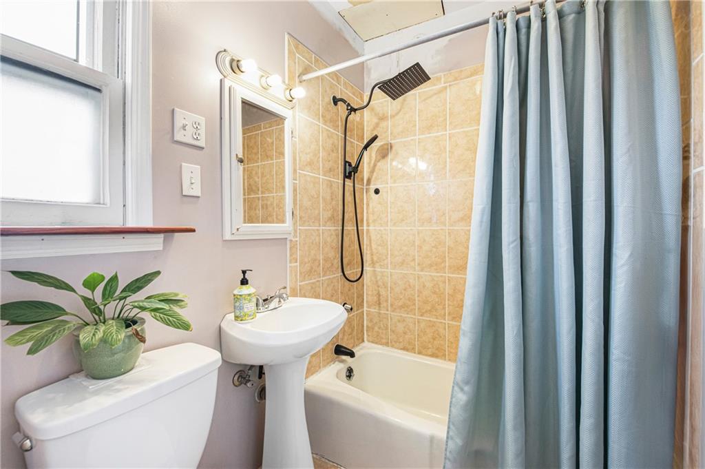 1388 East 95th Street Canarsie Brooklyn NY 11236