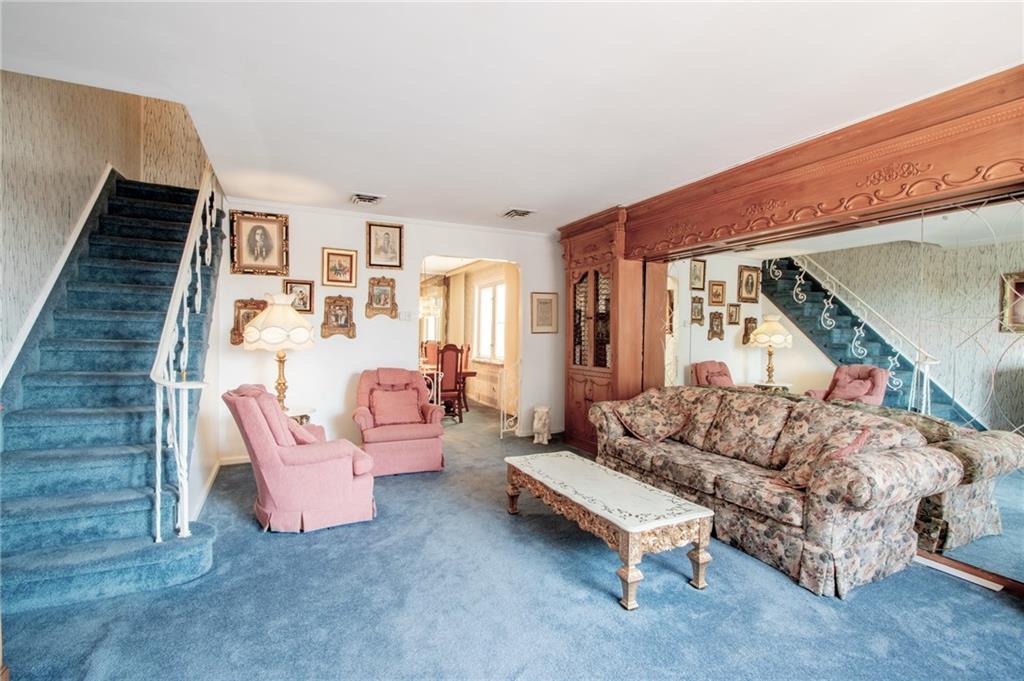 193 Pembroke Street Manhattan Beach Brooklyn NY 11235