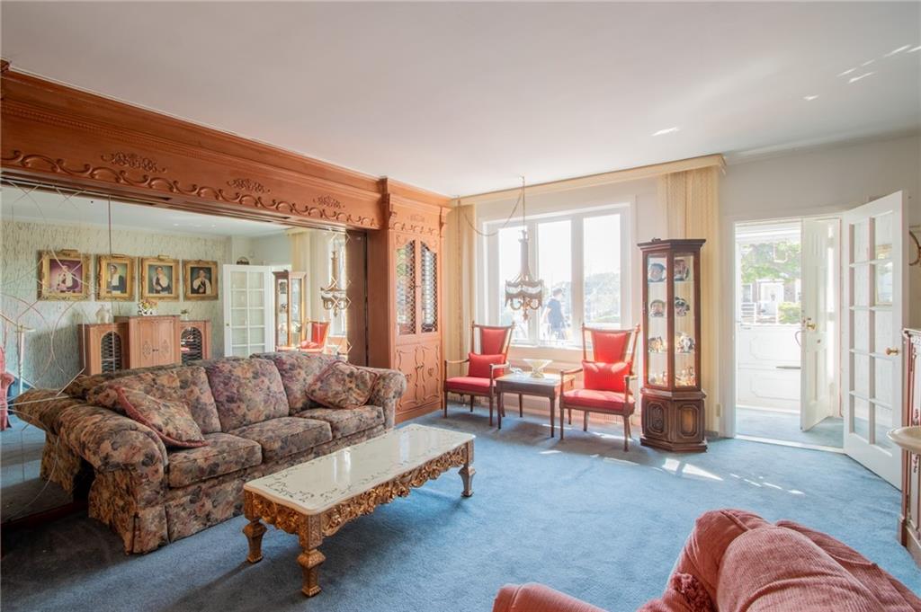 193 Pembroke Street Manhattan Beach Brooklyn NY 11235