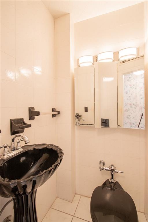 193 Pembroke Street Manhattan Beach Brooklyn NY 11235