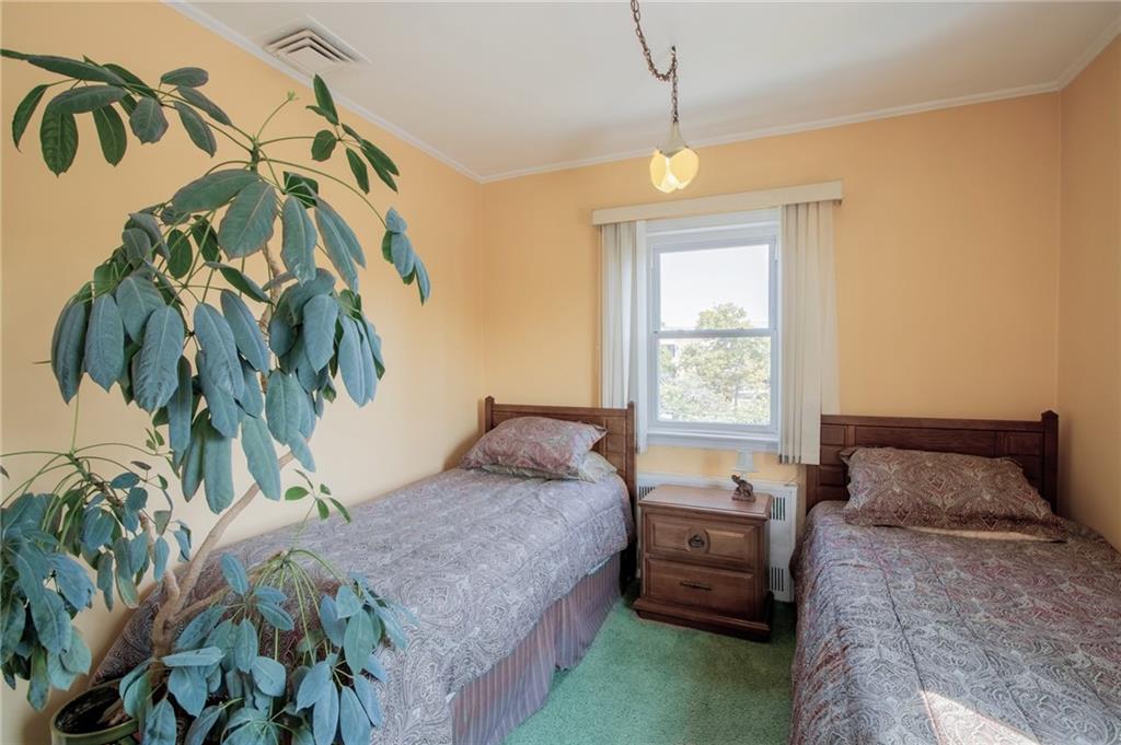 193 Pembroke Street Manhattan Beach Brooklyn NY 11235