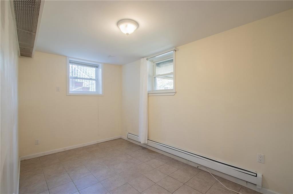193 Pembroke Street Manhattan Beach Brooklyn NY 11235