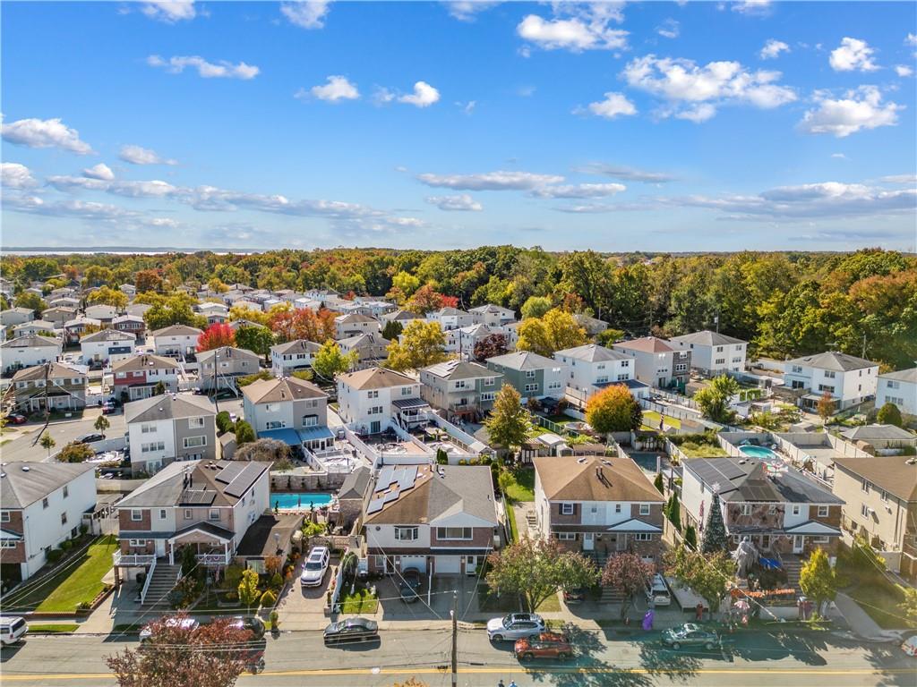 88 East Broadway Richmond Town Staten Island NY 10306