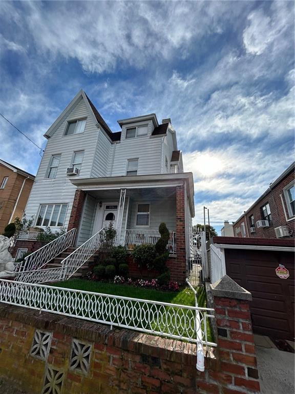 1536 Bath Avenue Dyker Heights Brooklyn NY 11228