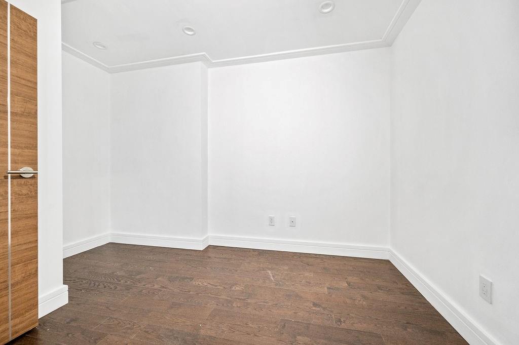 2335 Bath Avenue Bensonhurst Brooklyn NY 11214