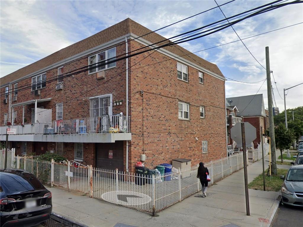 58-51 Waltron Street Corona Corona NY 11368