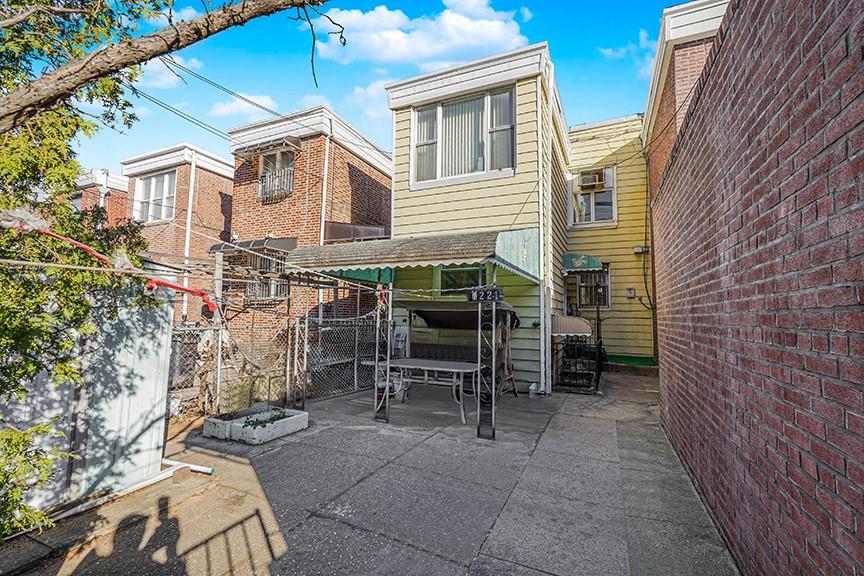 1221 Tabor Court Bensonhurst Brooklyn NY 11219