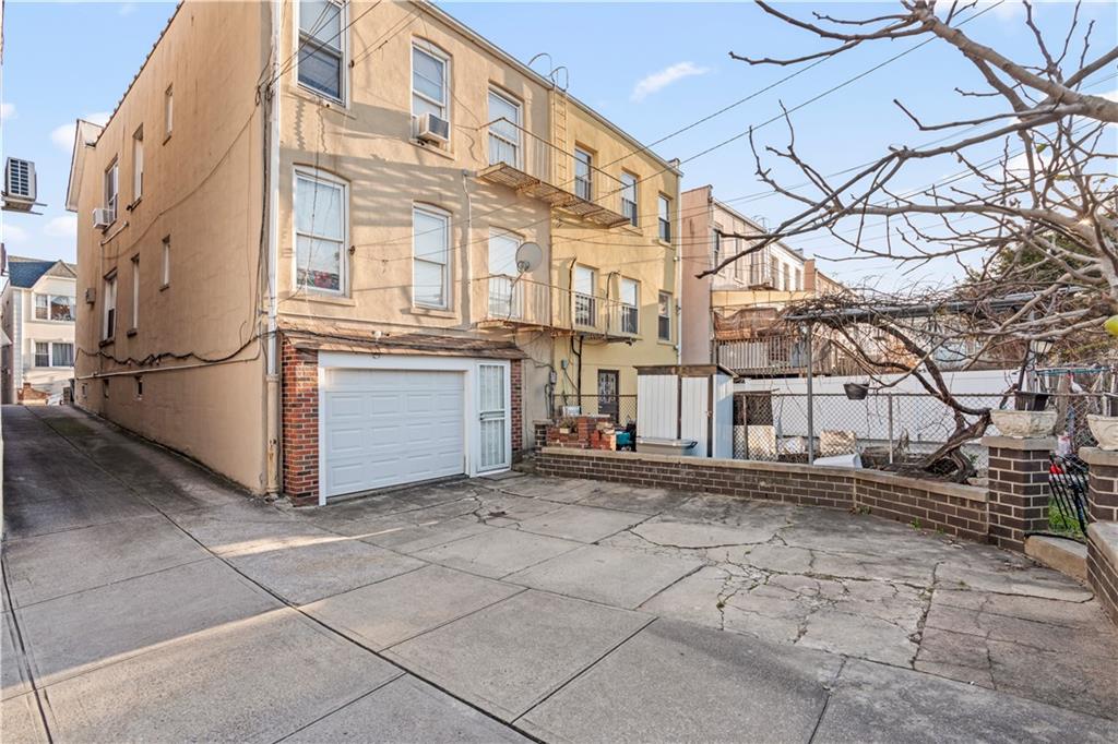 40 Bay 7th Street Dyker Heights Brooklyn NY 11228