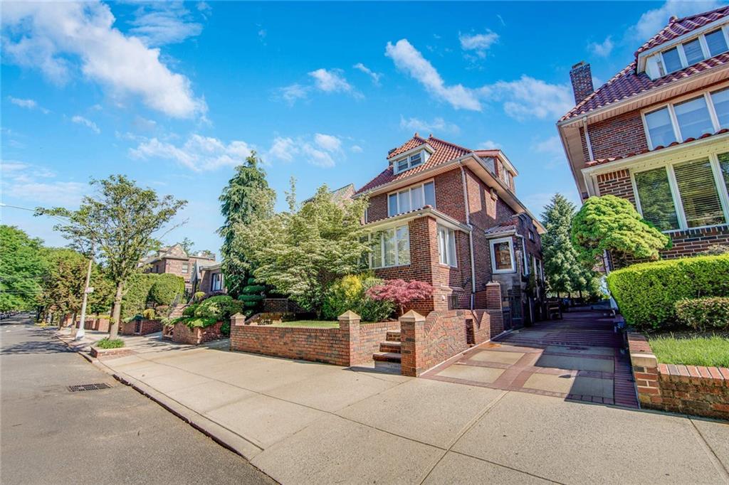 139 82nd Street Bay Ridge Brooklyn NY 11209