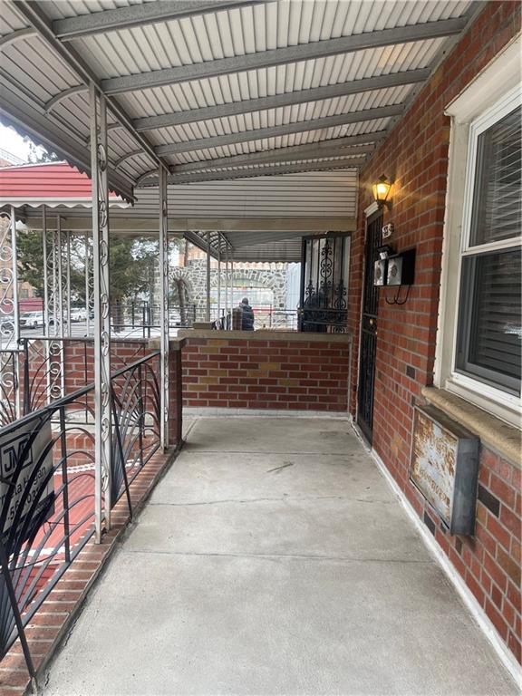 33 Avenue V Gravesend Brooklyn NY 11223