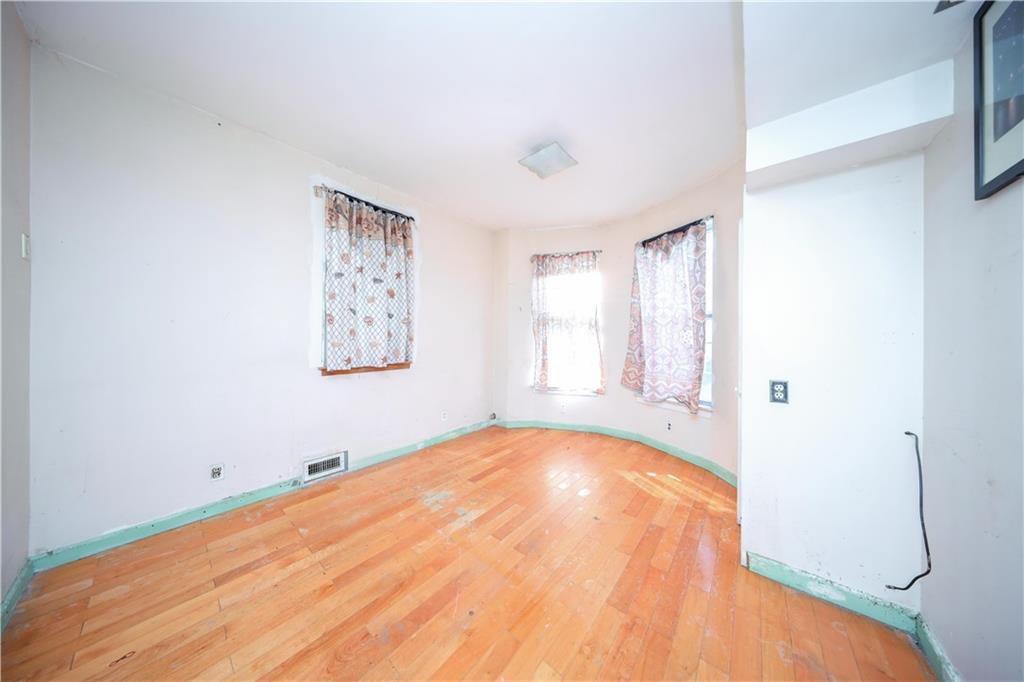 367 Grant Avenue East New York Brooklyn NY 11208