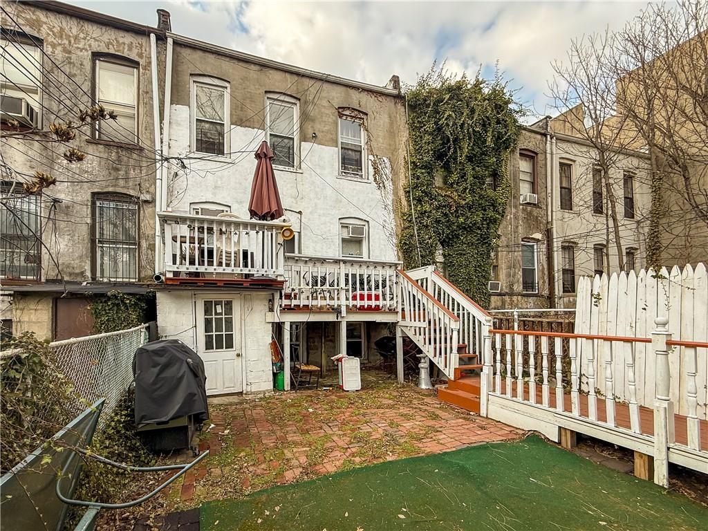 591 Van Siclen Avenue East New York Brooklyn NY 11207