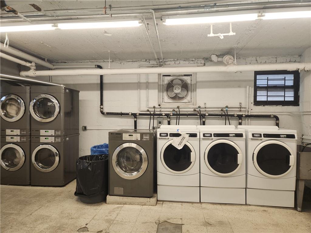 9524 Fort Hamilton Parkway Bay Ridge Brooklyn NY 11209