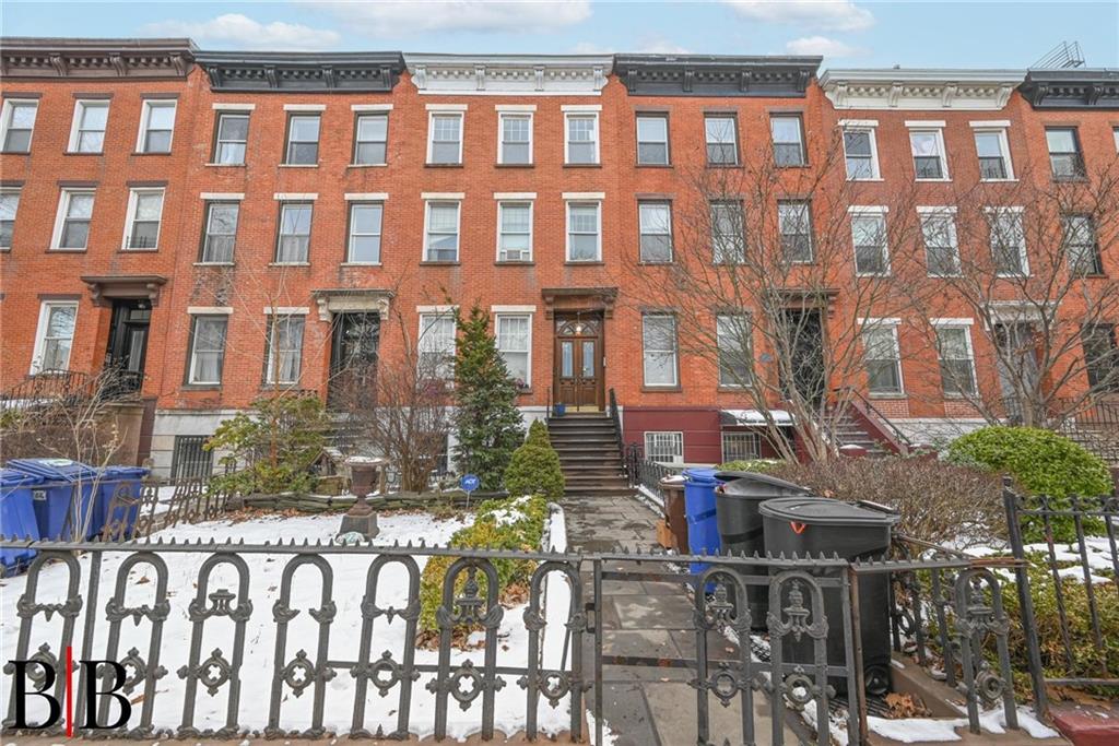 22 4th Place Carroll Gardens Brooklyn NY 11231