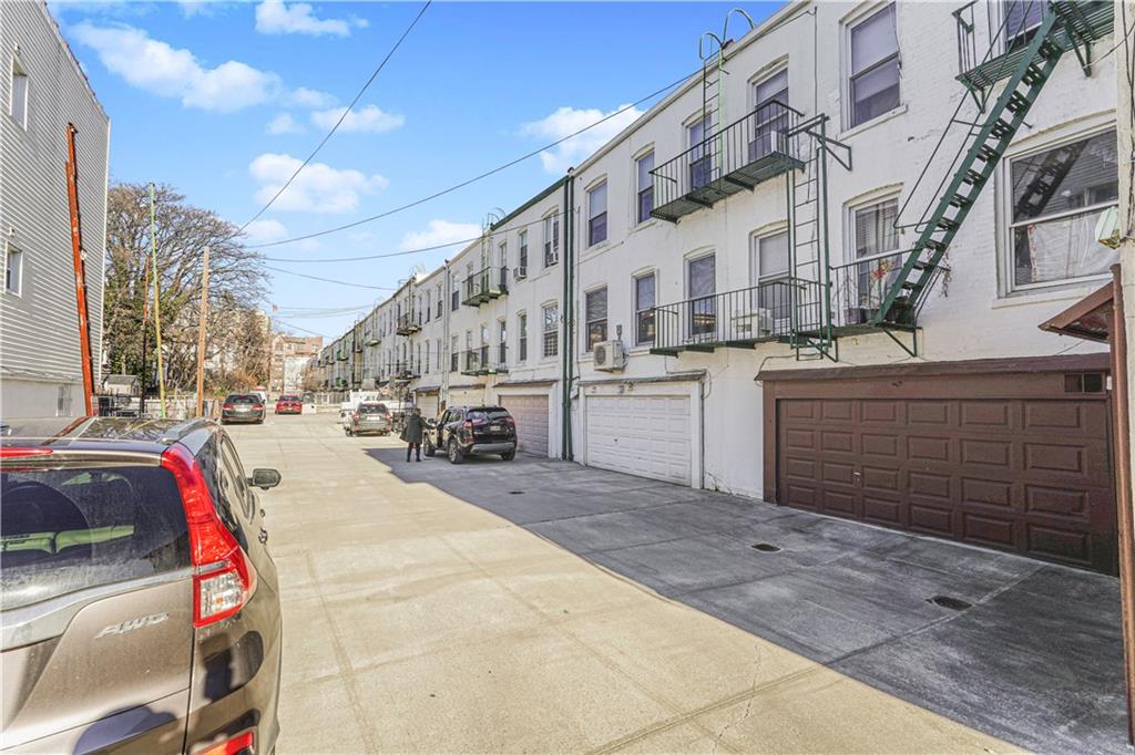 54 Parrott Place Dyker Heights Brooklyn NY 11228