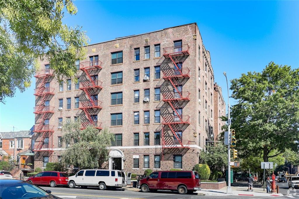 8814 Bay Parkway Bensonhurst Brooklyn NY 11214