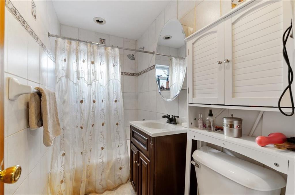 2324 Stuart Street Gerritsen Beach Brooklyn NY 11229
