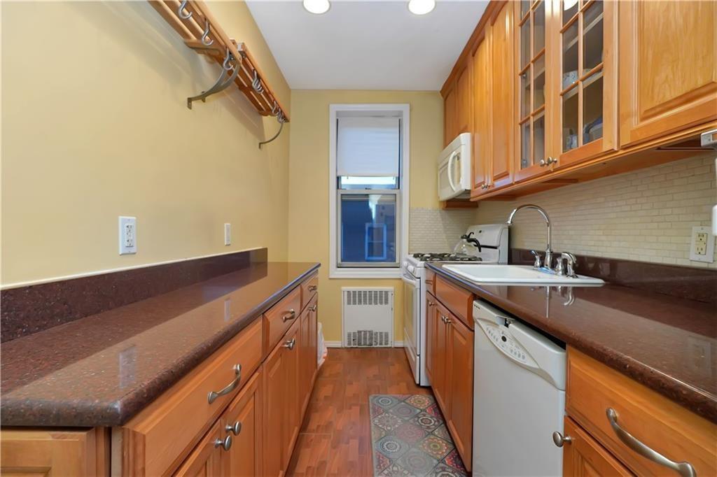 221 McDonald Avenue Windsor Terrace Brooklyn NY 11218