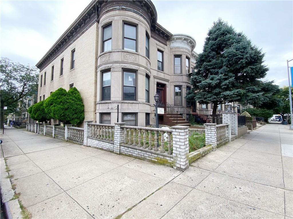 4801 Fort Hamilton Parkway Sunset Park Brooklyn NY 11219