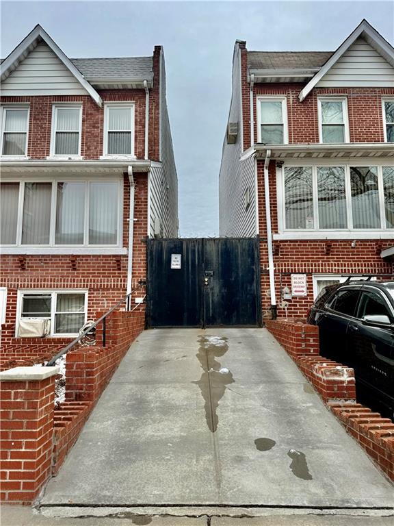 143 Bay 7th Street Dyker Heights Brooklyn NY 11228